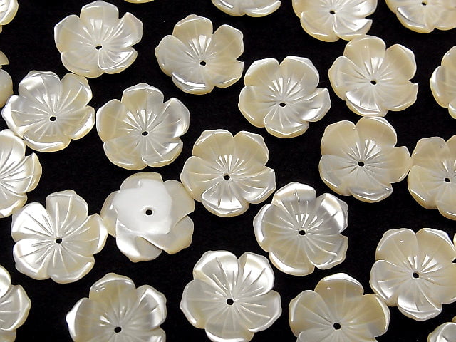 [Video] High Quality Mother of Pearl MOP AAA Beige 3D Flower 15mm Center Hole 4pcs