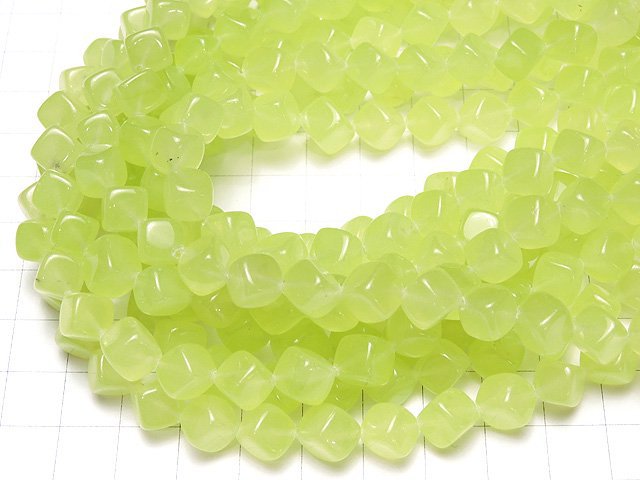 1strand $6.79! Yellow Green Jade Dice 9x9x9mm 1strand beads (aprx.15inch / 38cm)