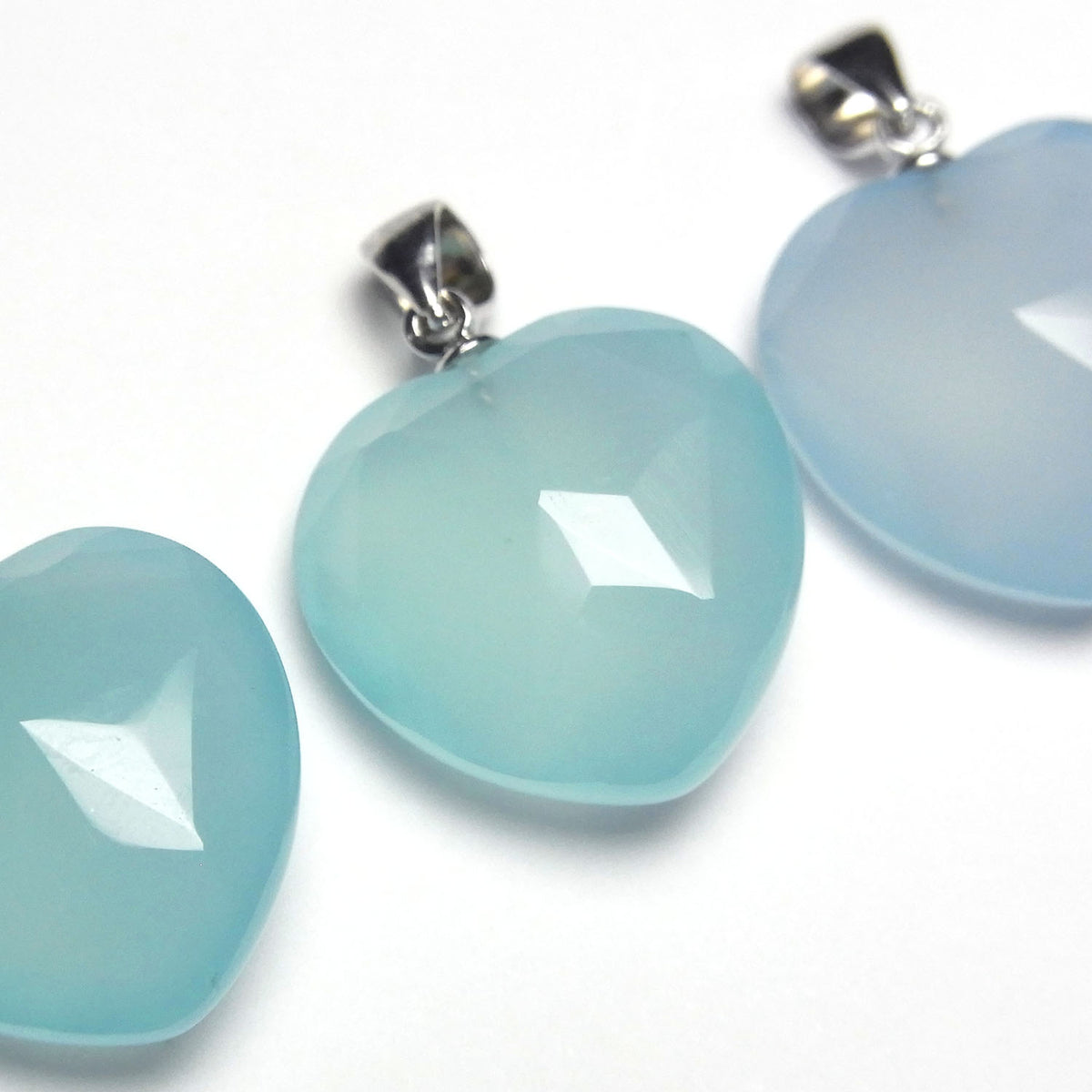 Sea Blue Chalcedony AAA Heart Pendant 18x18x9mm Silver925