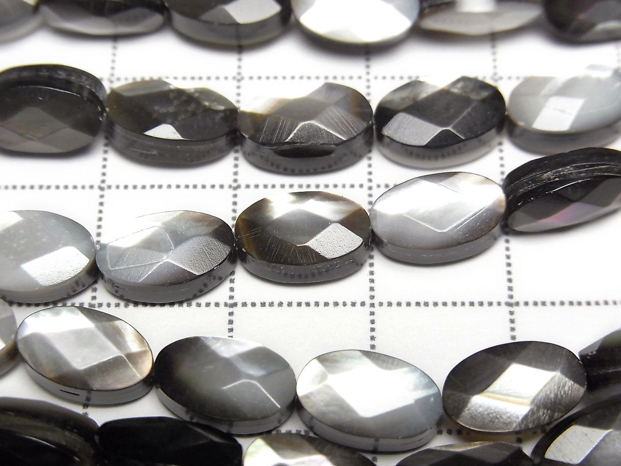Black Shell (Black-lip Oyster) AAA Faceted Oval 10 x 6 x 4 mm half or 1strand beads (aprx.15 inch / 38 cm)