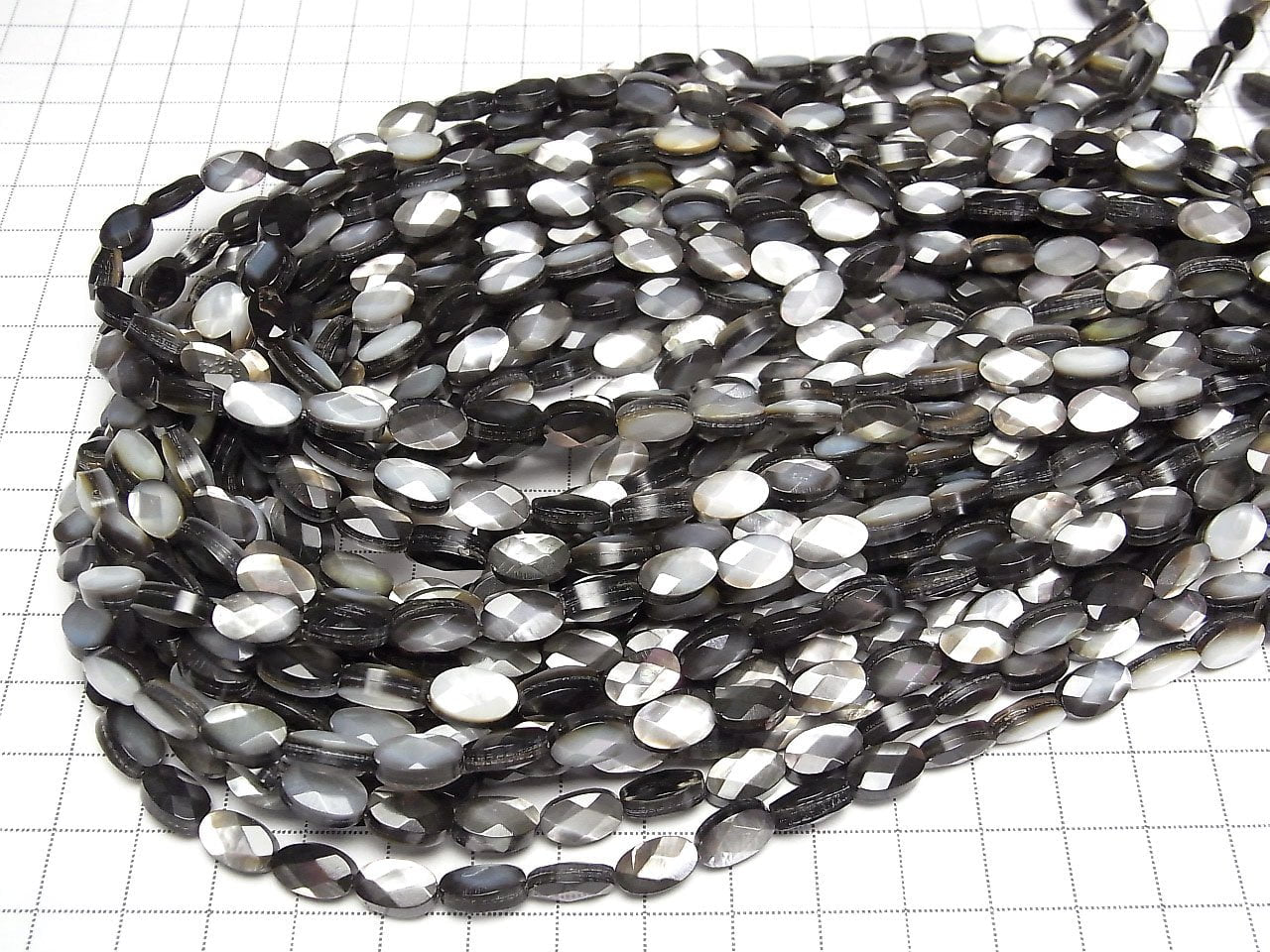 Black Shell (Black-lip Oyster) AAA Faceted Oval 10 x 6 x 4 mm half or 1strand beads (aprx.15 inch / 38 cm)