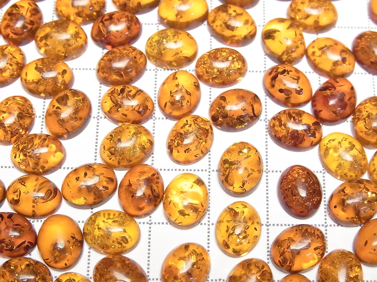 Rissiges Baltisches Bernstein Oval Cabochon 10x8mm 3Stück