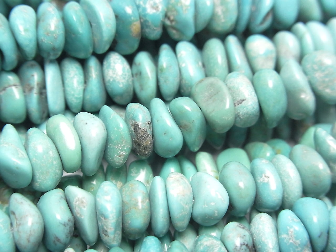 1strand $12.99! Turquoise AA++ Chips (Small Nugget ) 1strand beads (aprx.15inch/36cm)