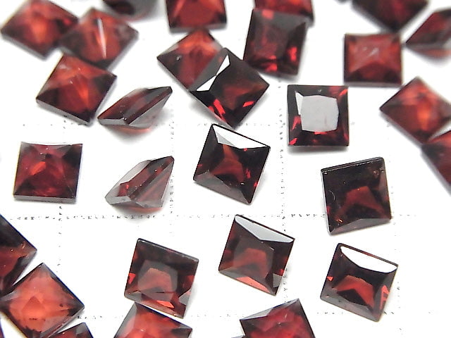 [Video]High Quality Mozambique Garnet AAA Undrilled Princess Cut 6x6mm 4pcs $9.79!