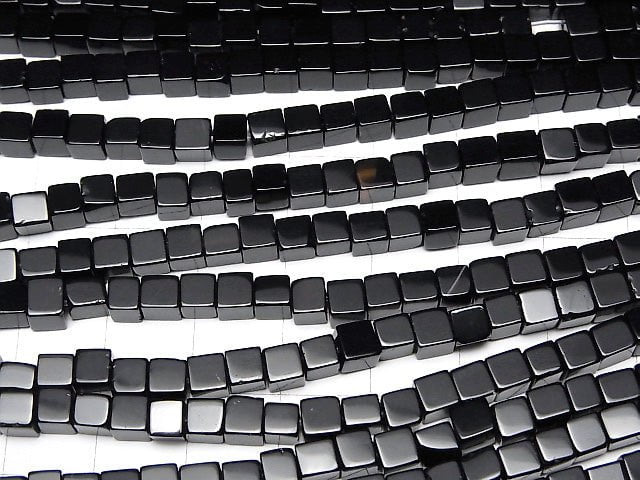 [Video] Onyx  Cube 4x4x4mm half or 1strand beads (aprx.15inch/37cm)