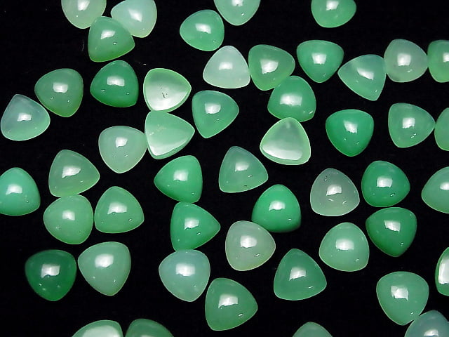 4pcs $15.99! Chrysoprase AA++ Triangle Cabochon 8x8mm 4pcs