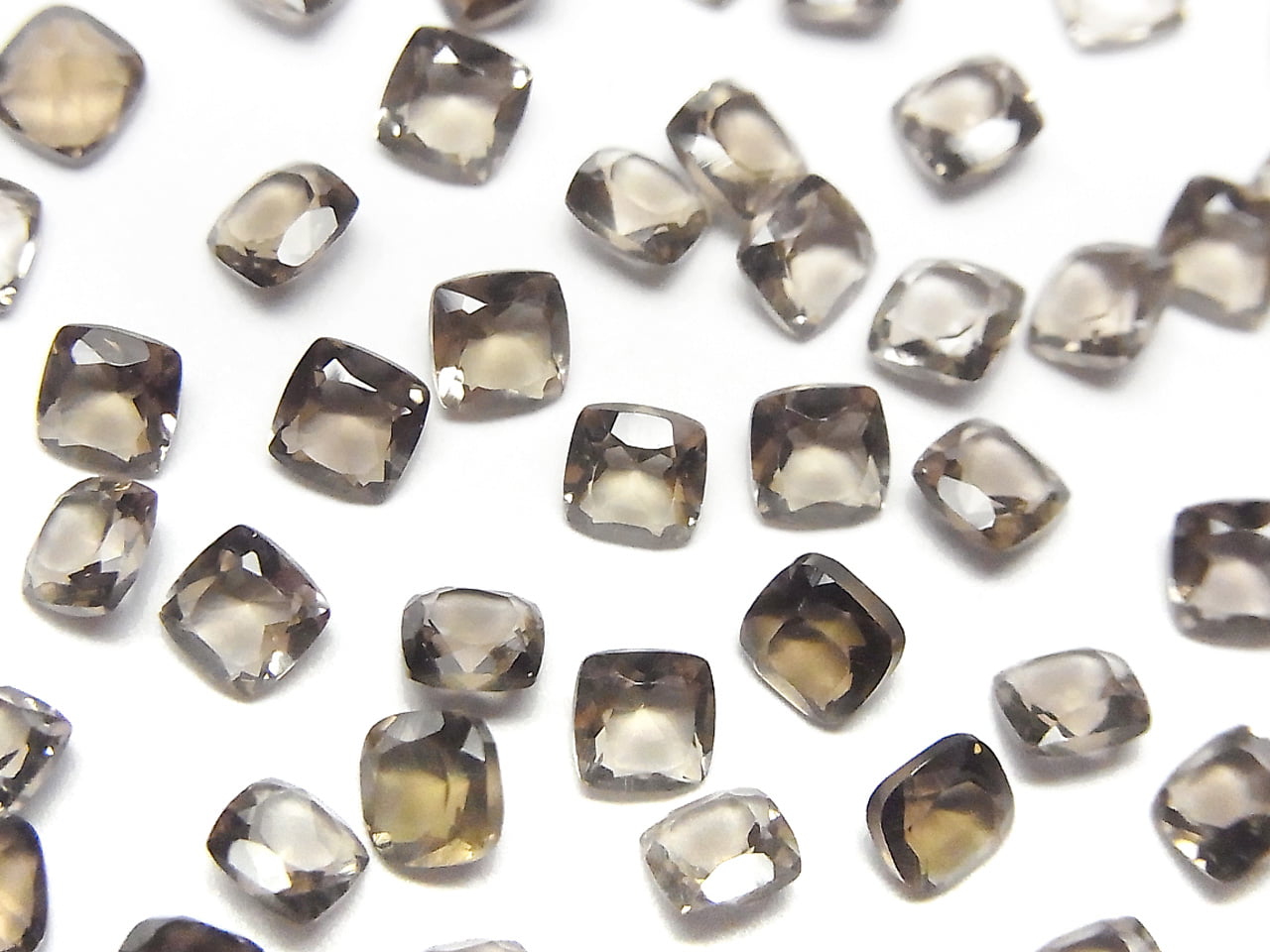[影片]高品質煙石英 AAA 裸石方形刻面 4x4mm 10 顆