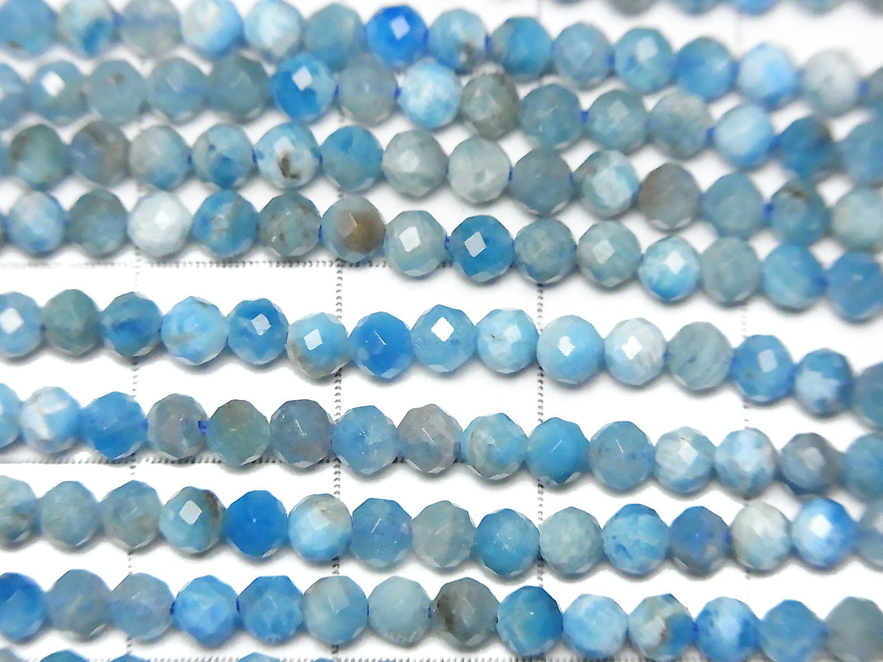 高品質！藍磷灰石 AA 刻面圓珠 3mm 一串（約 15 英寸/36 公分）