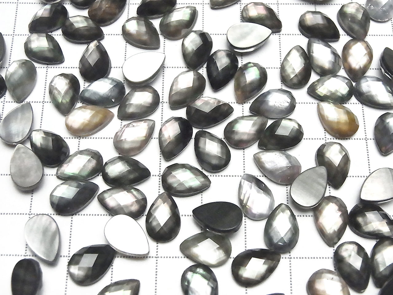 Schwarze Muschel x Kristall AAA- Birnenform Facettierter Cabochon 12x8mm 3Stk