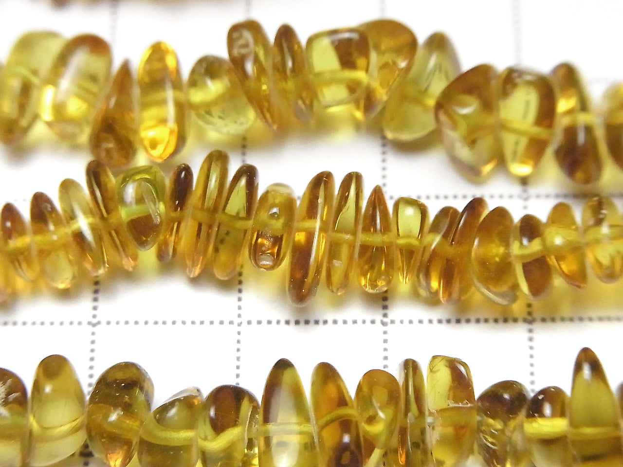 Yellow Green Amber AAA Small Nugget (Chips) 1/4 or 1strand beads (aprx.15 inch / 38 cm)