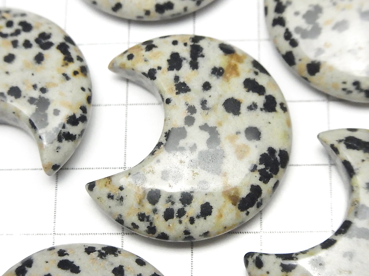 High Quality! Lavender Amethyst AA+ Faceted Round 3mm 1strand beads (aprx.15inch / 37cm)