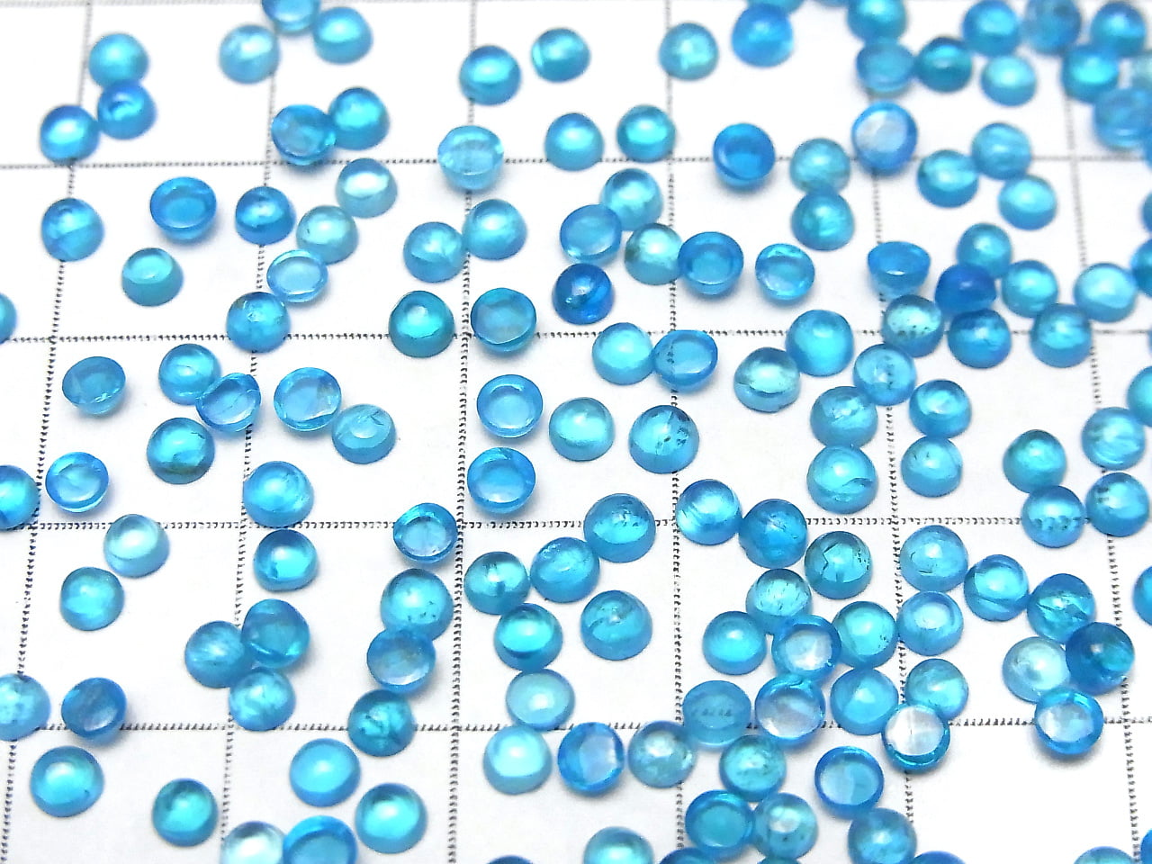 Apatite néon bleu qualité supérieure AA++ cabochon rond 3x3mm 5 pièces