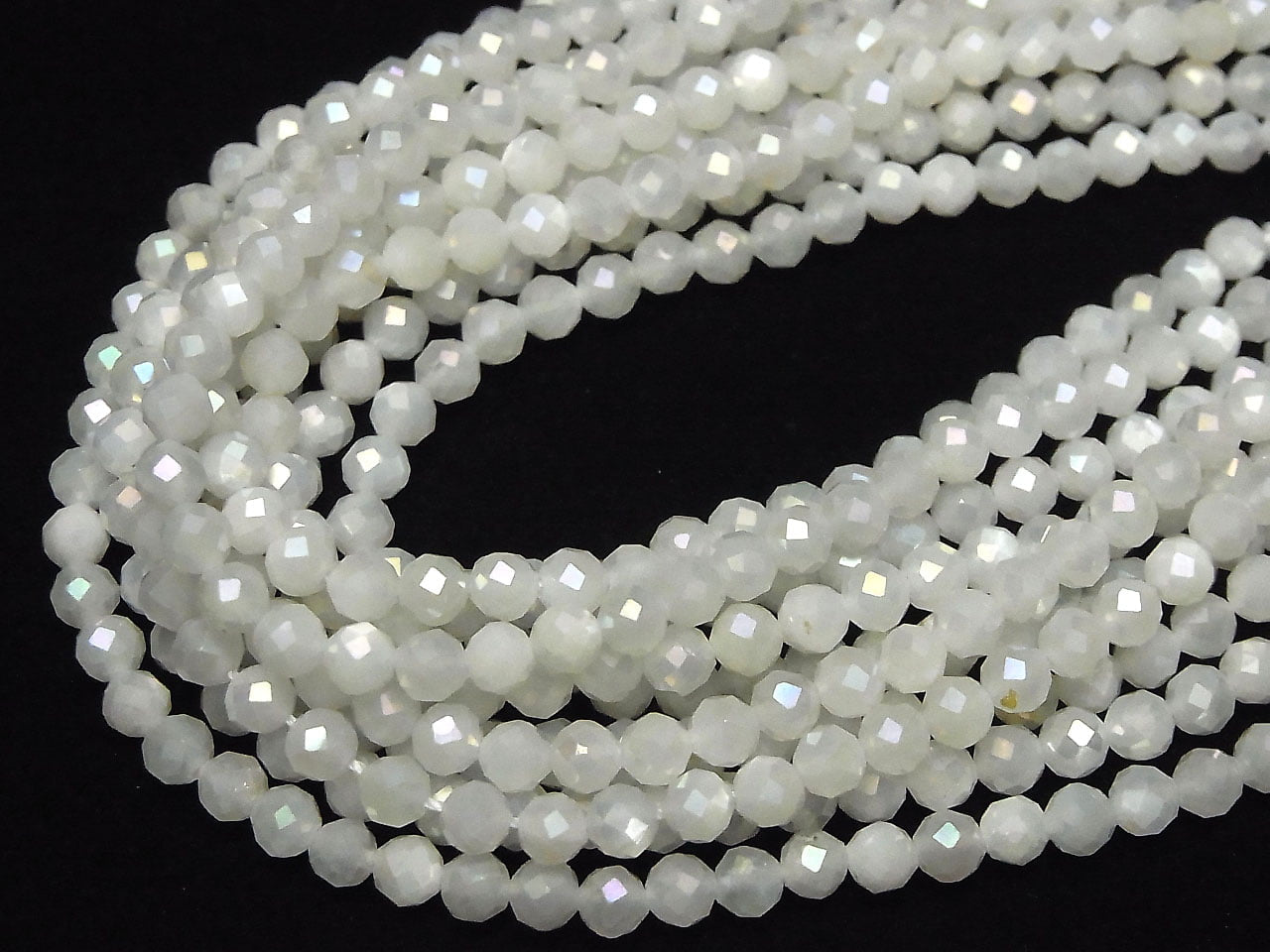 High Quality! White Moonstone AAA Faceted Round 4mm AB coating 1strand beads (aprx.15inch/36cm)
