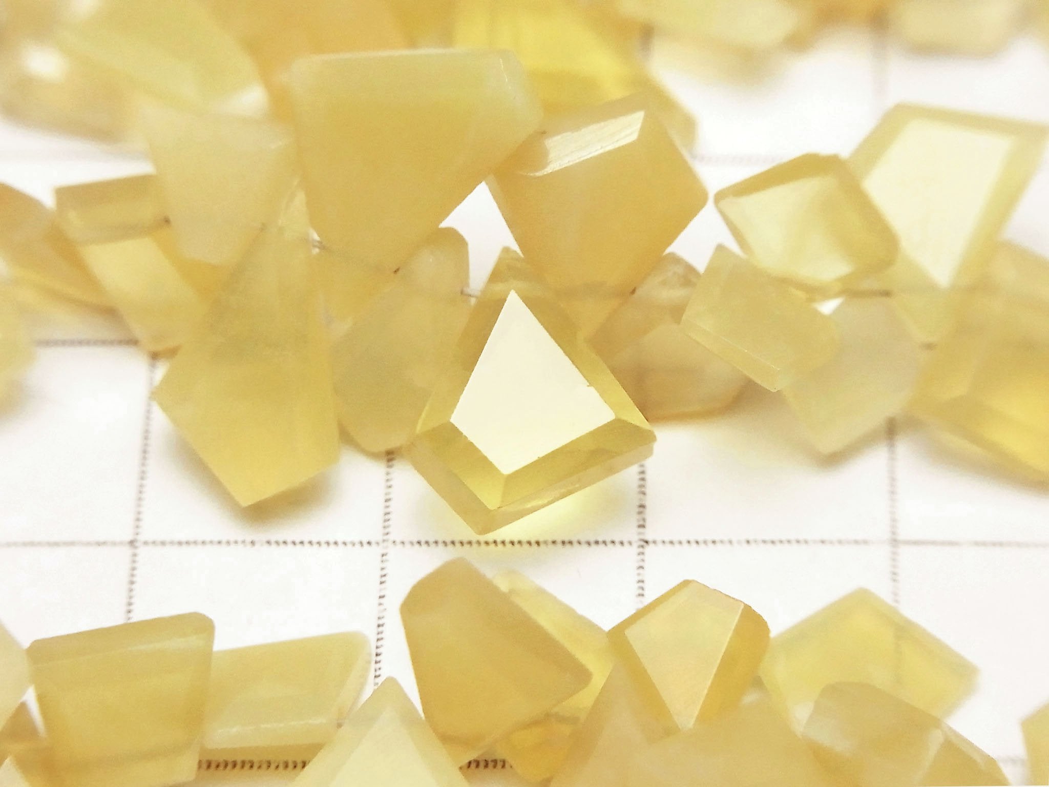 Yellow Opal AA++ Rough Slice Faceted half or 1strand beads (aprx.6inch/16cm)