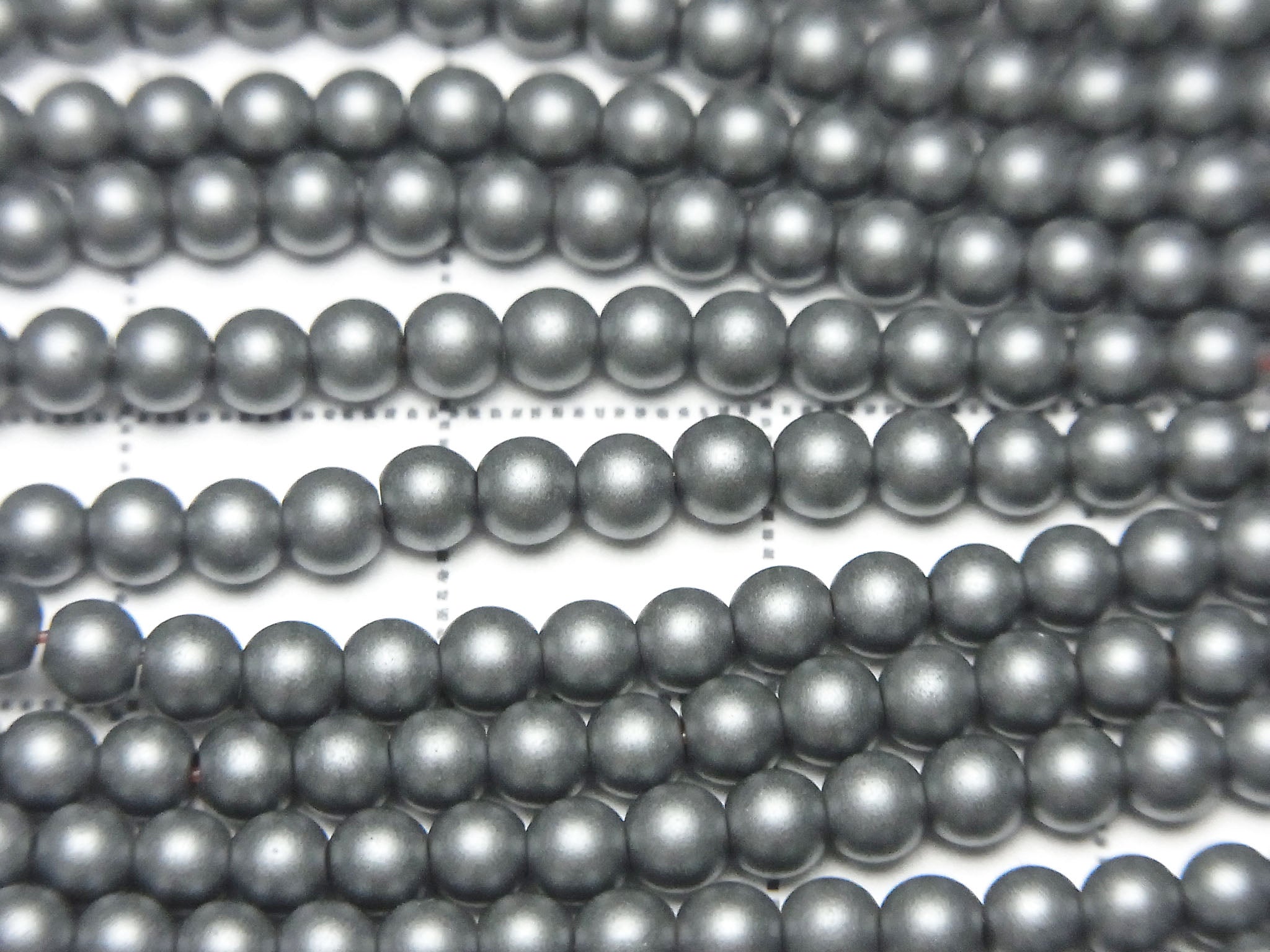1strand $1.79! Frost Hematite Round 3mm 1strand beads (aprx.15inch / 38cm)