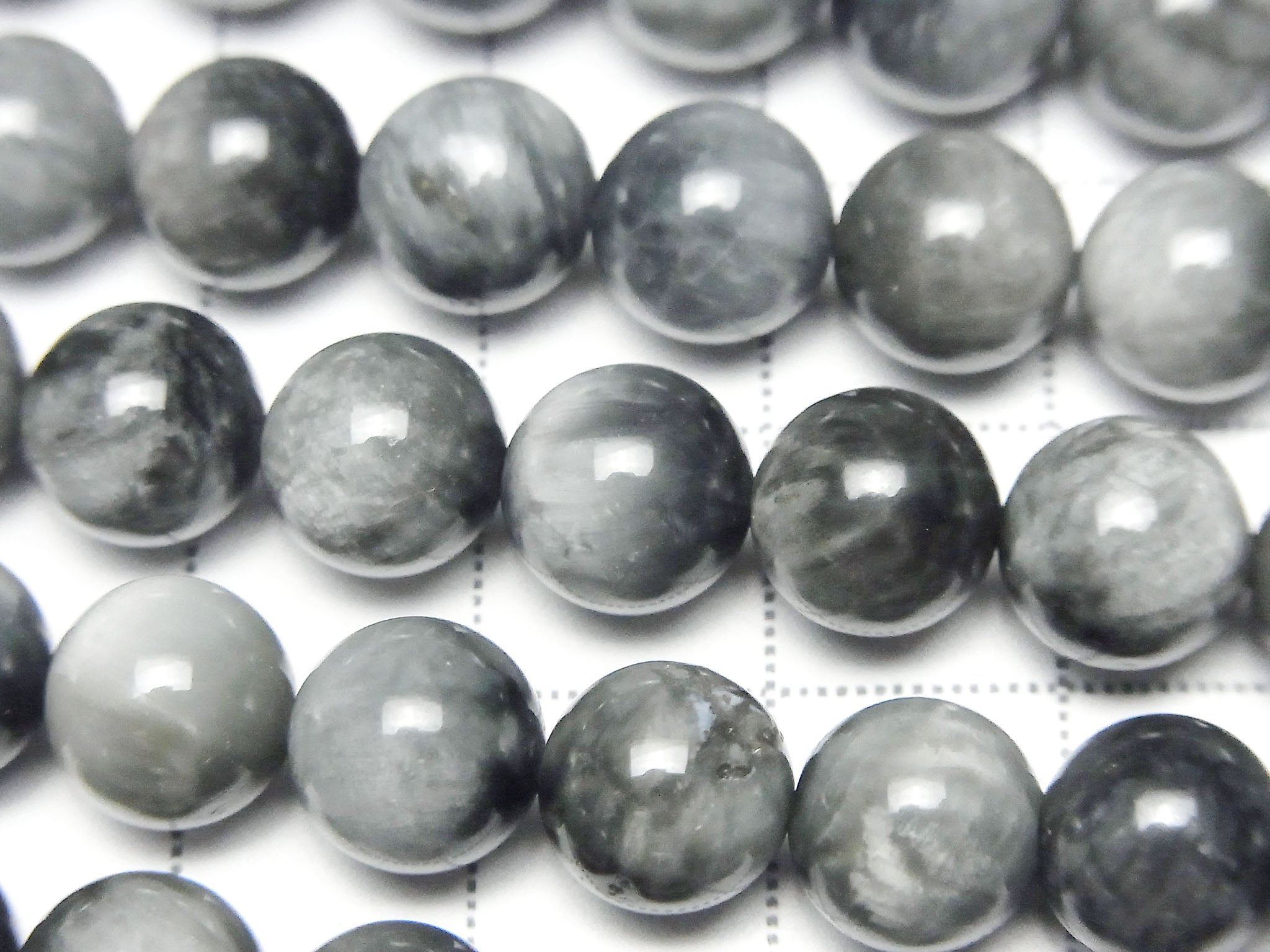 Eagle Eye AA Round 8mm half or 1strand beads (approx. 15 inches/36 cm)