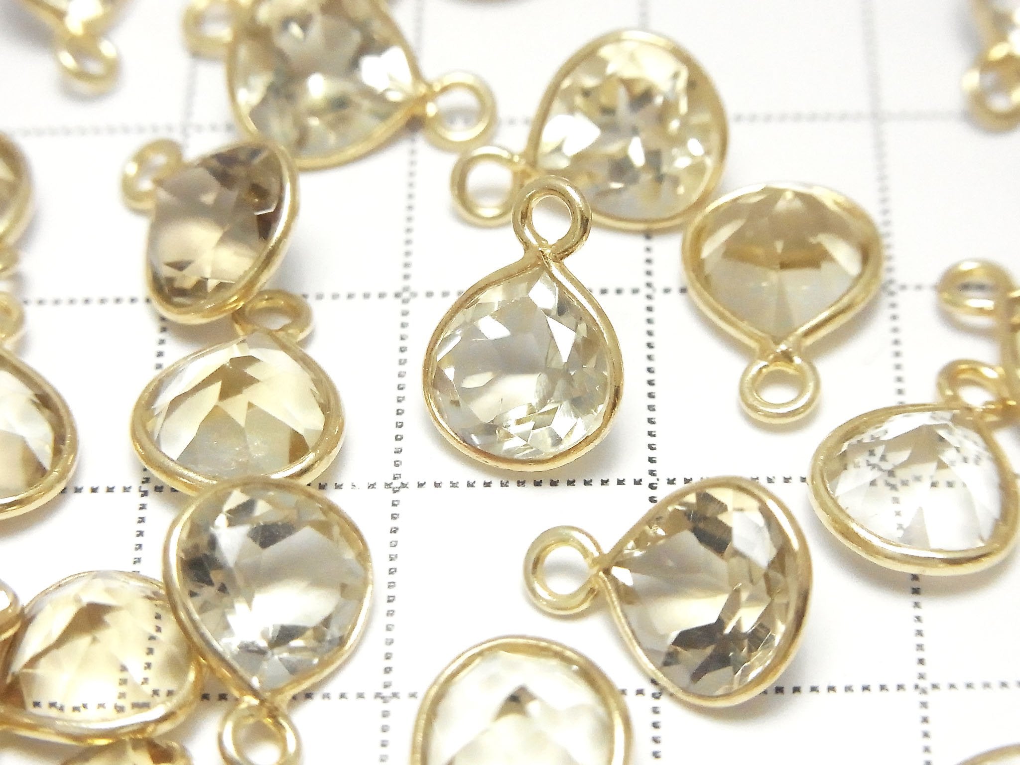 高品質蜂蜜色石英 AAA 凹槽鑲嵌栗子刻面 8x8mm 18KGP 3件