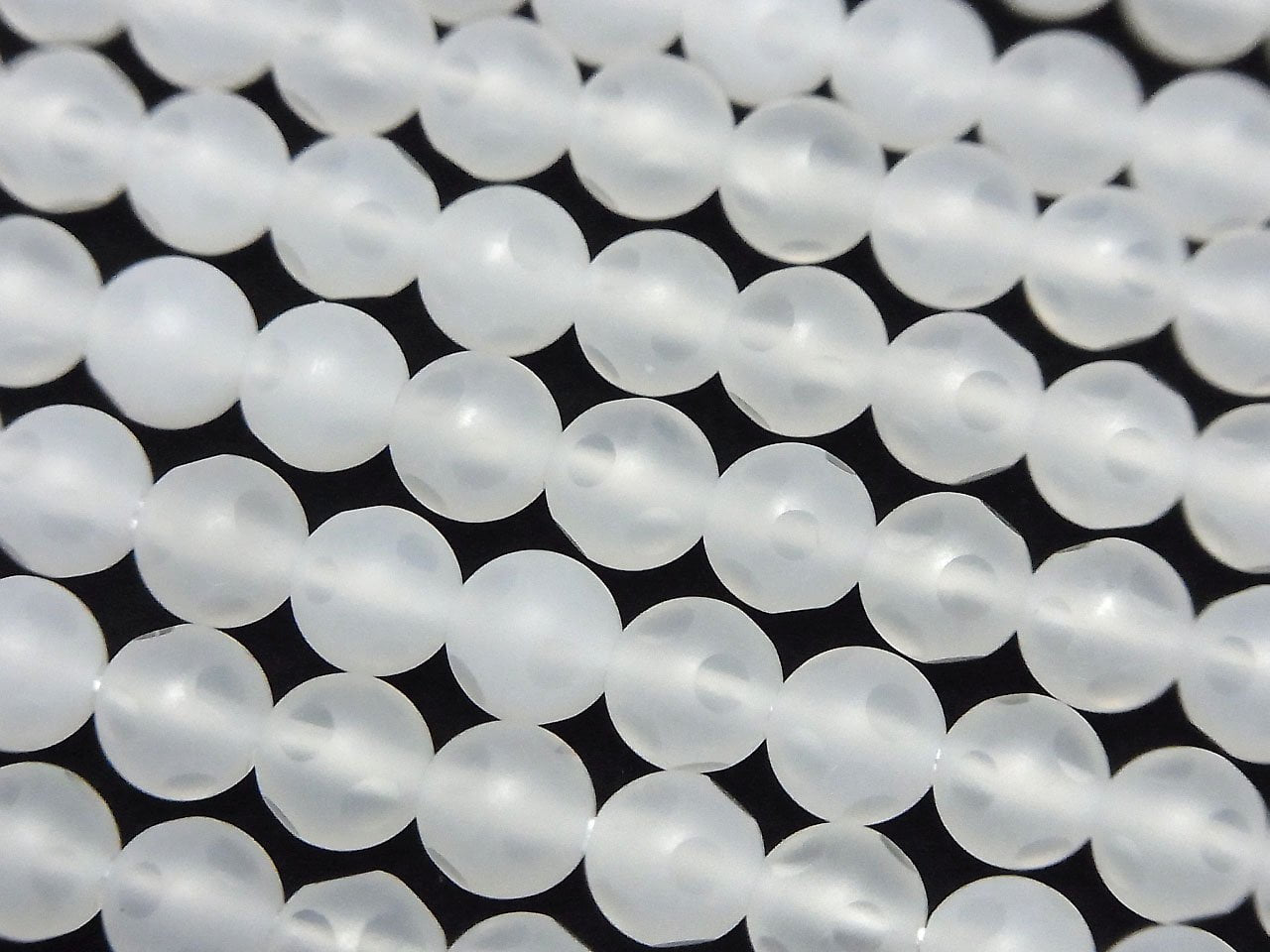 White Chalcedony polka dot Faceted Round 6mm 1strand beads (aprx.15inch / 37cm)