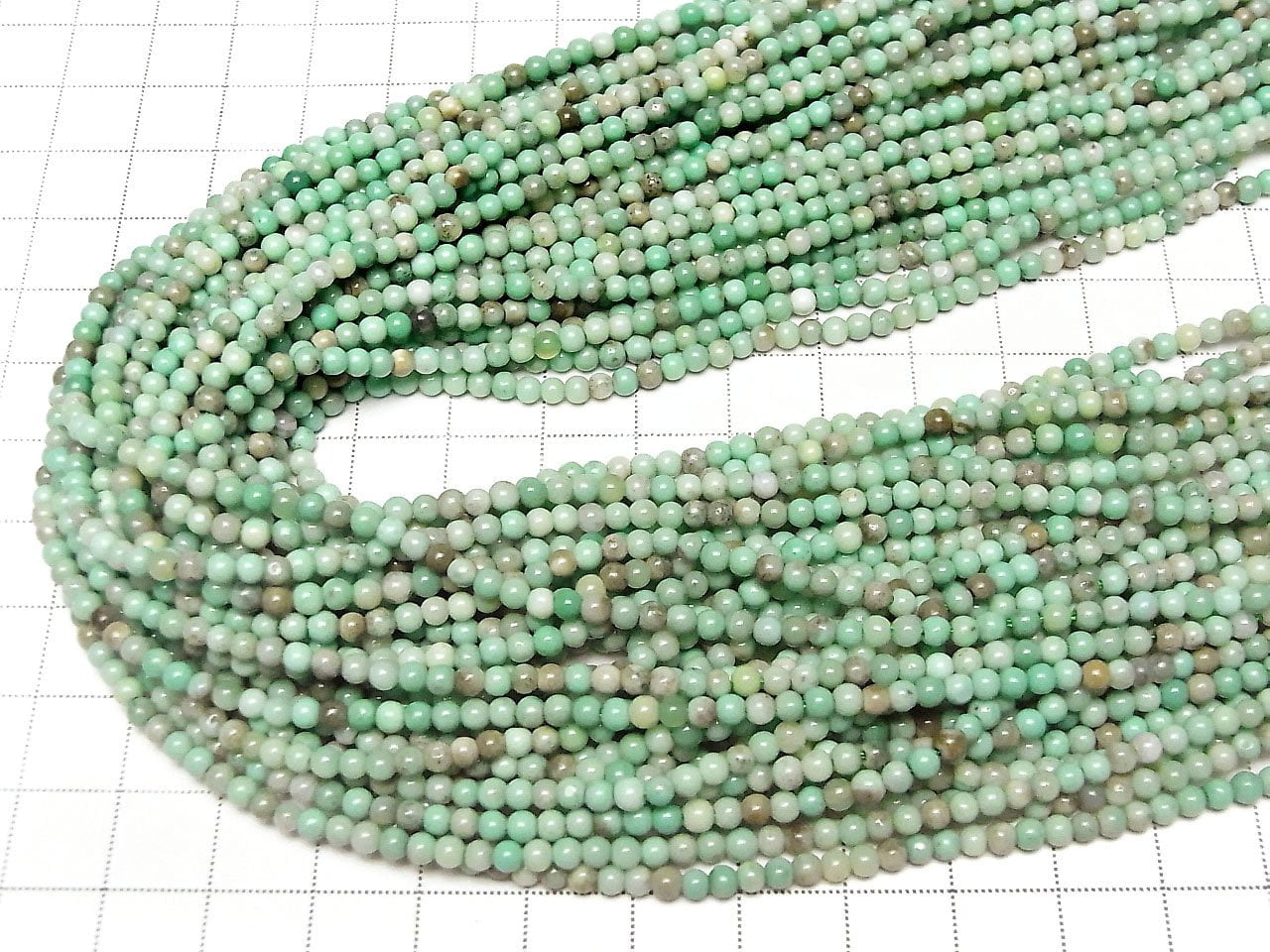Calcédoine ronde vert naturel 3mm, 1 fil de perles (env. 38cm)