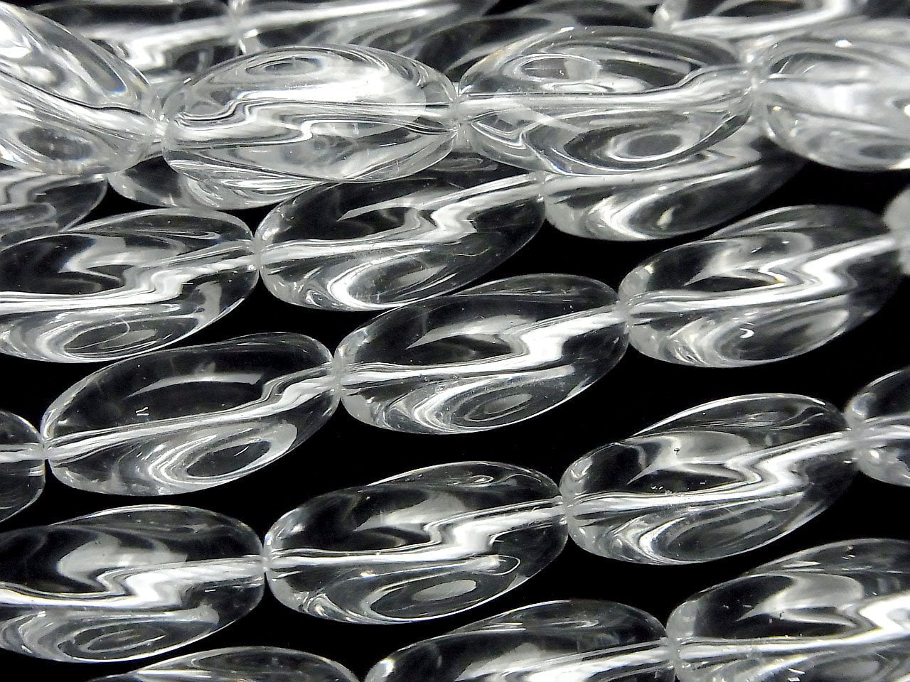 Cristal de quartz (quartz fondu) AAA perles torsadées à 3 facettes en forme de grain de riz 19x9x9mm 1 fil (environ 14 pouces/34 cm)