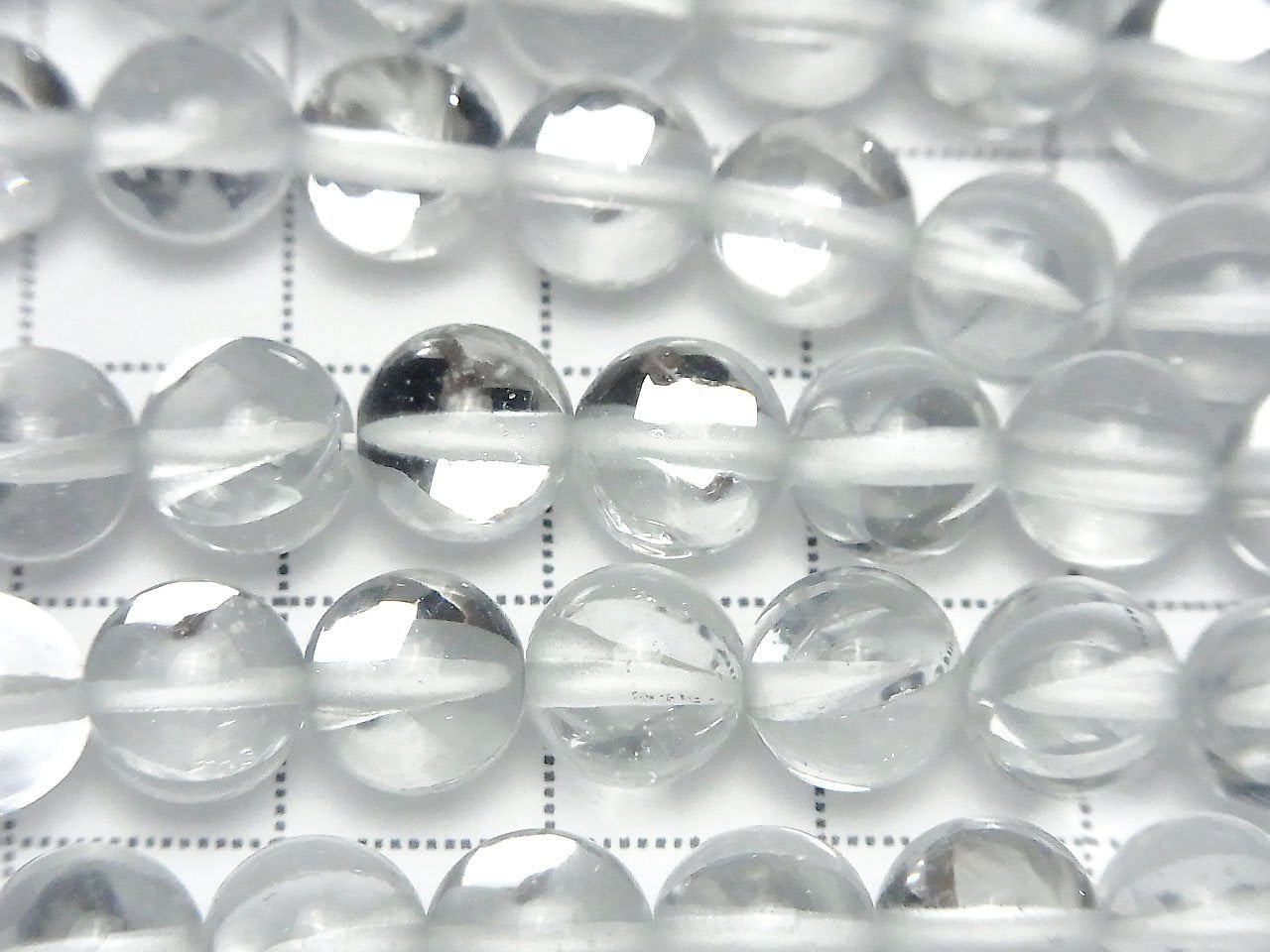 Silver Luna Flash Round 8mm 1strand beads (aprx.14inch/35cm)