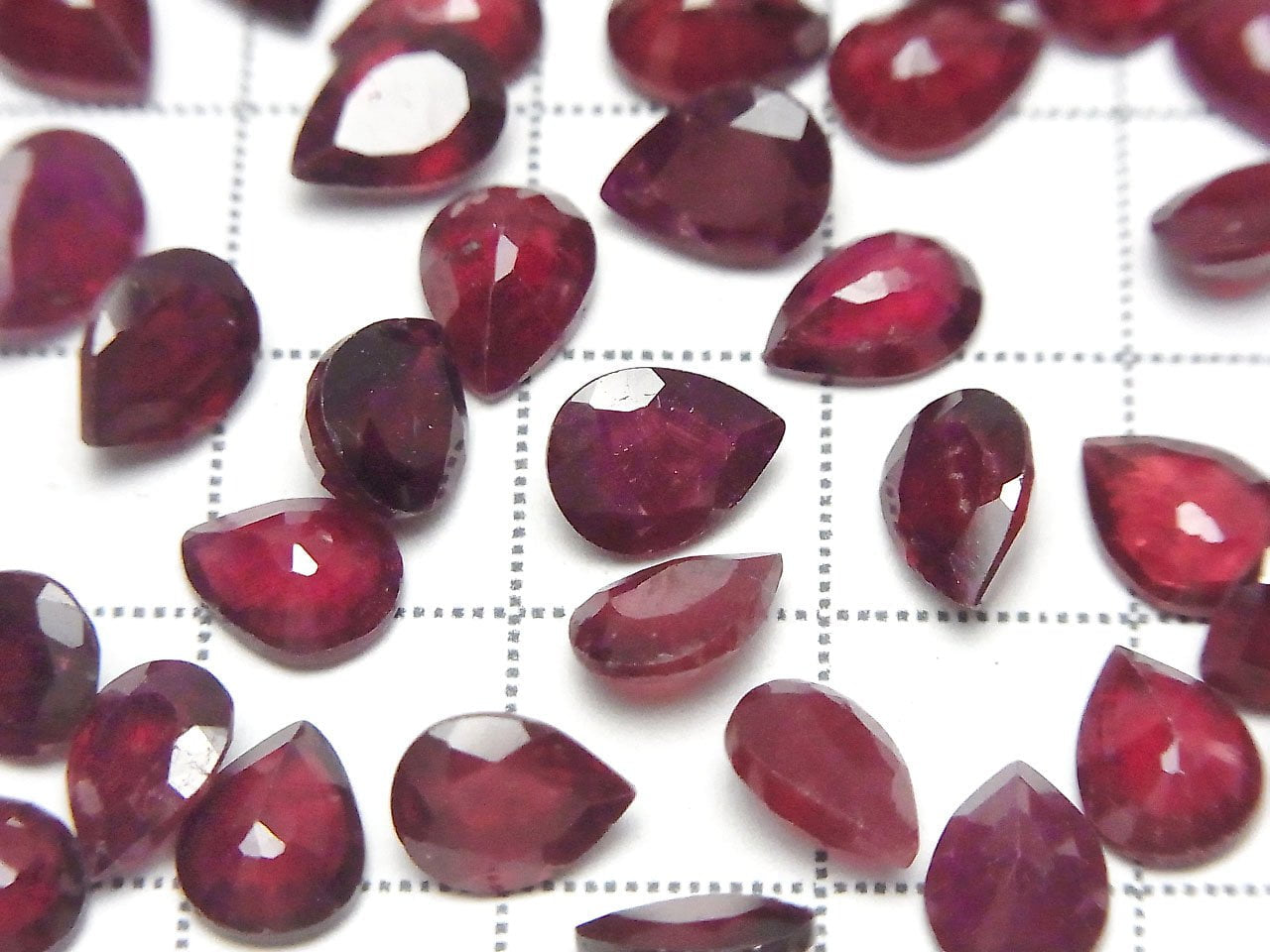 Rubis de haute qualité AA++ Pierre non montée Poire Facetté 8x6mm 1 pièce