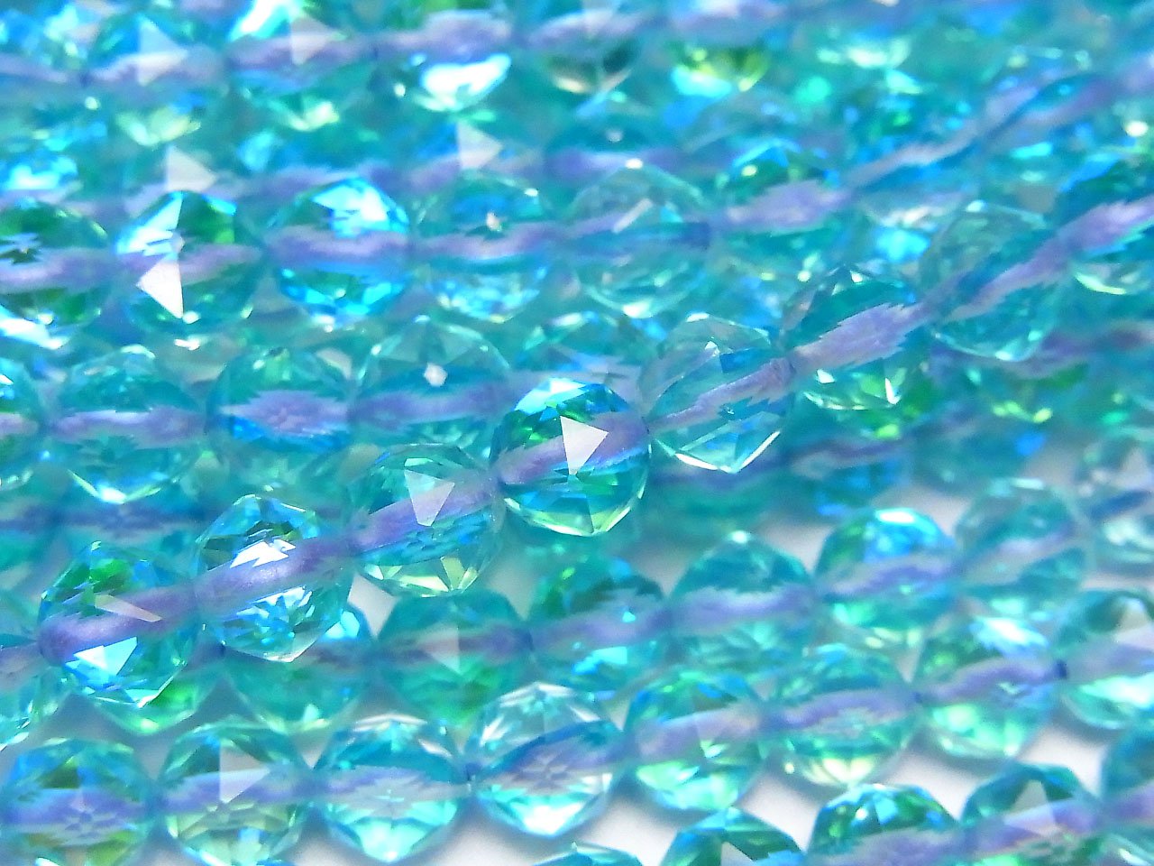 Haute qualité ! 1 fil 7,79 $ ! Perles rondes à facettes en étoile Aqua Blue Luna Flash #2 de 6 mm, 1 fil (environ 37 cm / 15 pouces)
