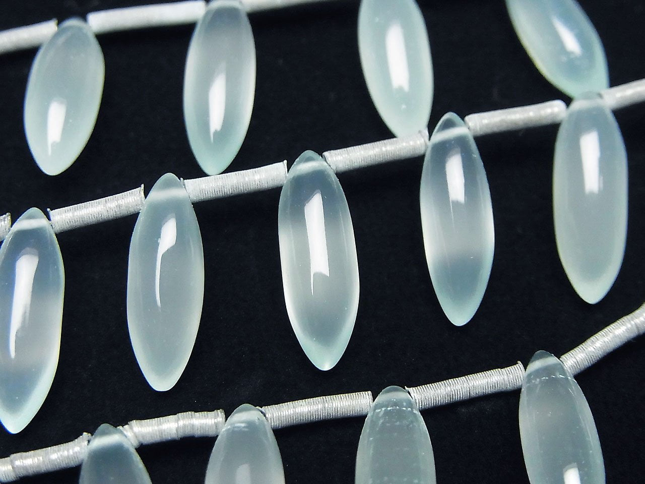 High Quality Sea Blue Chalcedony AAA Marquise Rice (Smooth) 15x5x5mm 1strand beads (10pcs)