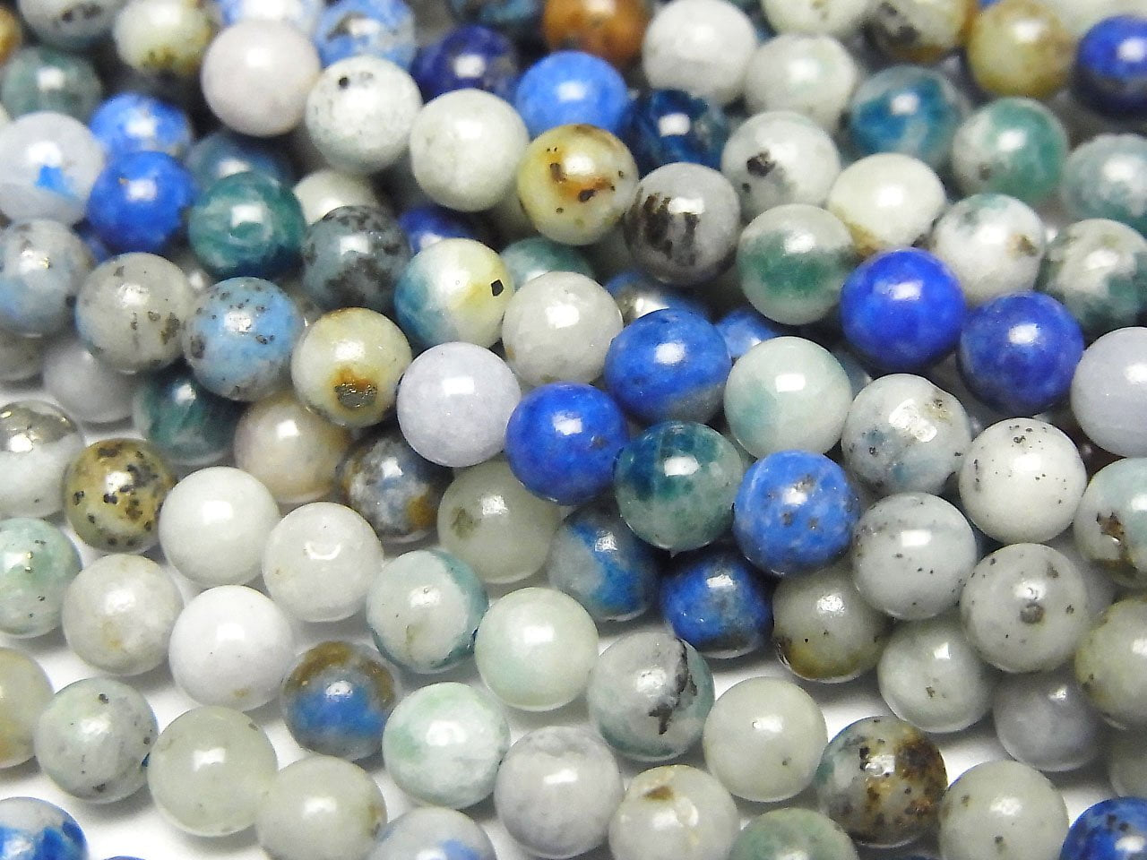 Hackmanite Round 4mm 1strand beads (aprx.15inch/37cm)