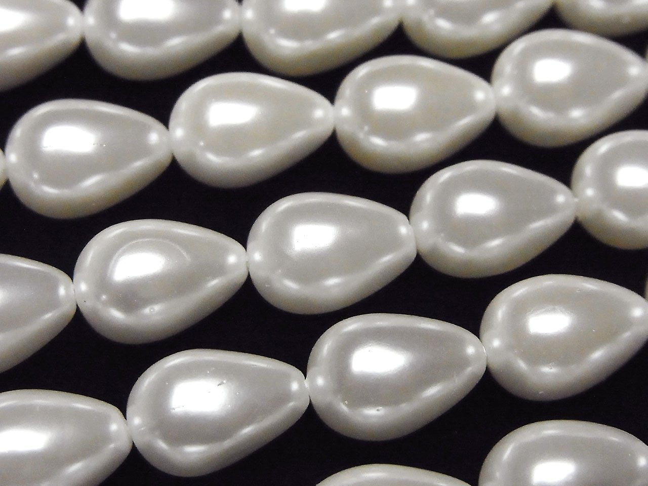 Shell Pearl White Drop 14x10x10mm 1strand beads (aprx.15inch/37cm)