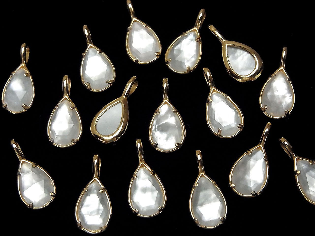White Shell x Crystal Quartz AAA Bezel Setting Faceted Pear Shape 12x8mm 18KGP 1pc