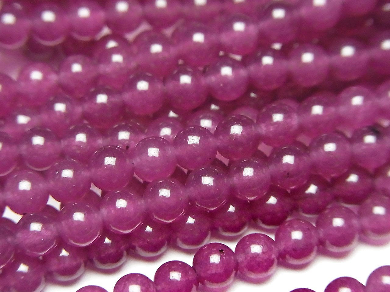 1strand $2.79! Red Purple Color Jade Round 4mm 1strand beads (aprx.15inch / 38cm)