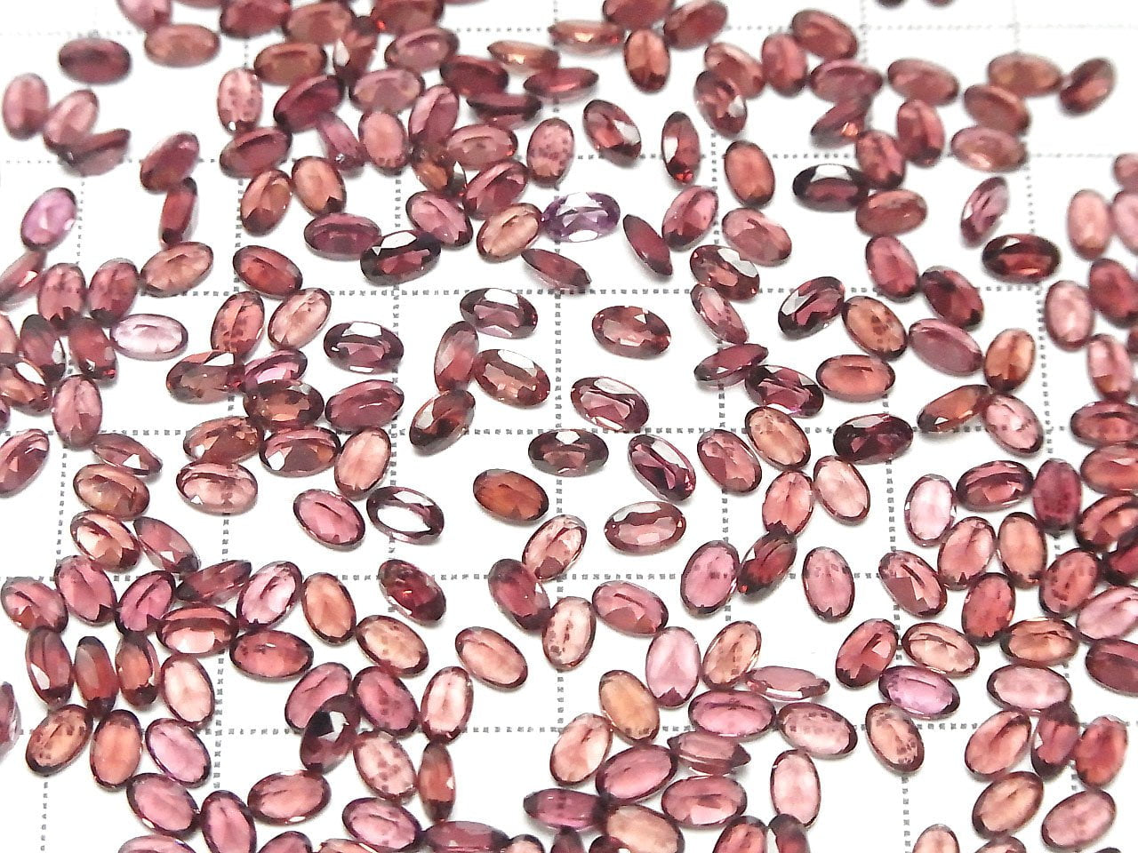 Hochwertiger Mosambik Granat AAA Lose Steine Oval Facettiert 5x3mm 10Stk