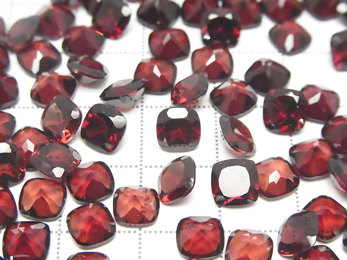 Hochwertig! Mosambik Granat AAA lose Steine quadratisch facettiert 6x6mm 5 Stück