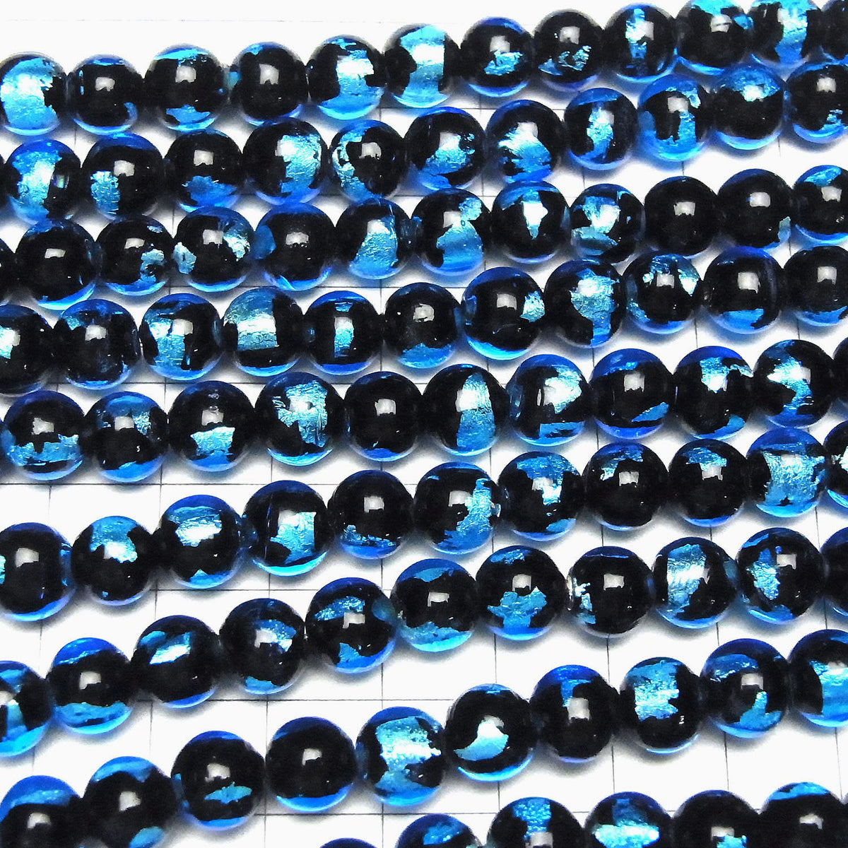 燈工圓珠 8mm [淺藍色] 半串或一串珠子 (約14英吋/34公分)