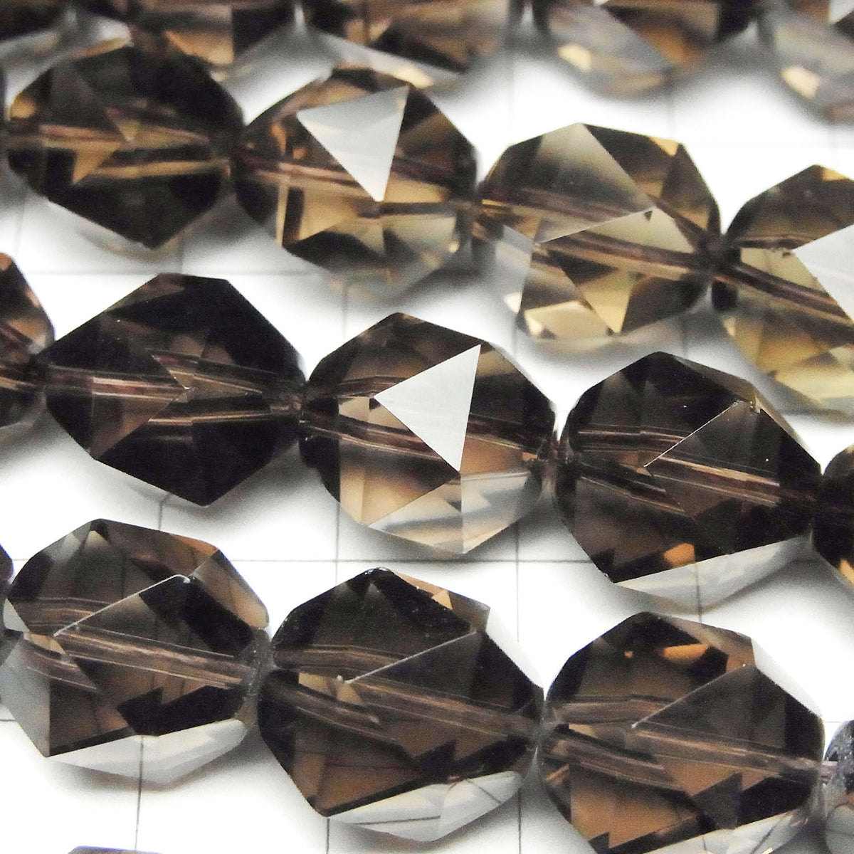 Quartz Fumé de Haute Qualité AAA Rond Facetté 20 faces 14mm 1/4 ou 1 fil de perles (env. 15 pouces/36 cm)