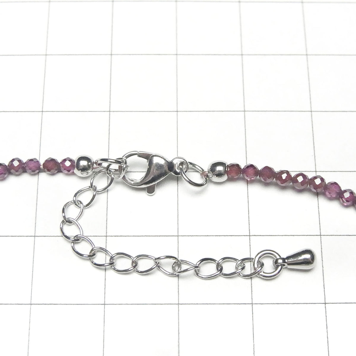 De haute qualité ! Collier en grenat indien rond à facettes AAA de 2 mm