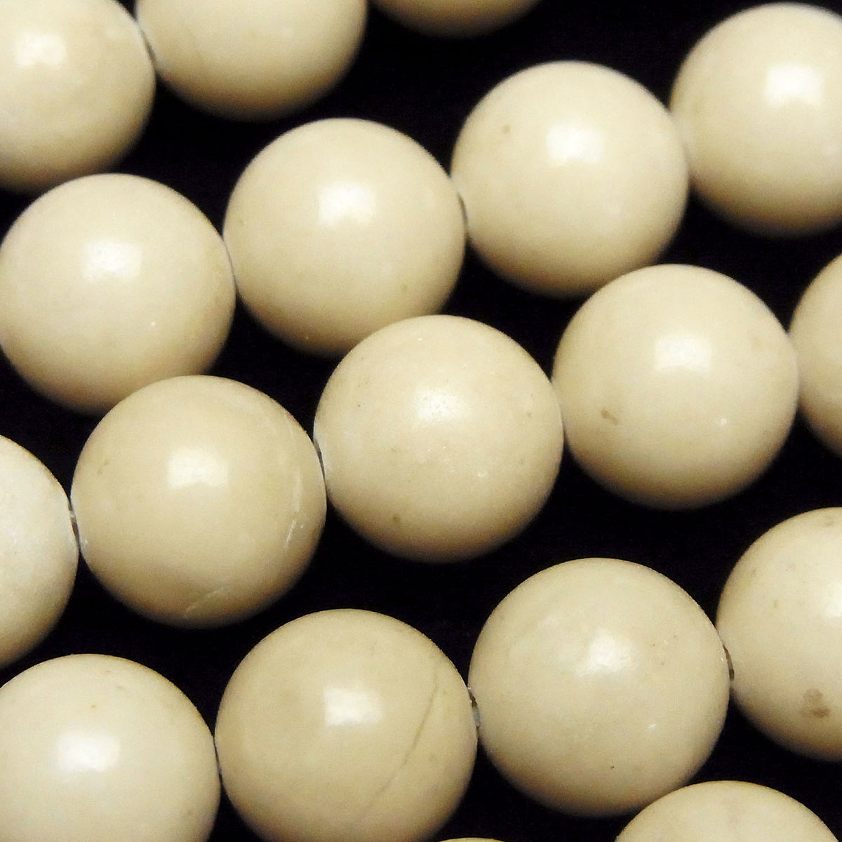 Riverstone Round 12mm 1strand beads (aprx.15inch/36cm)
