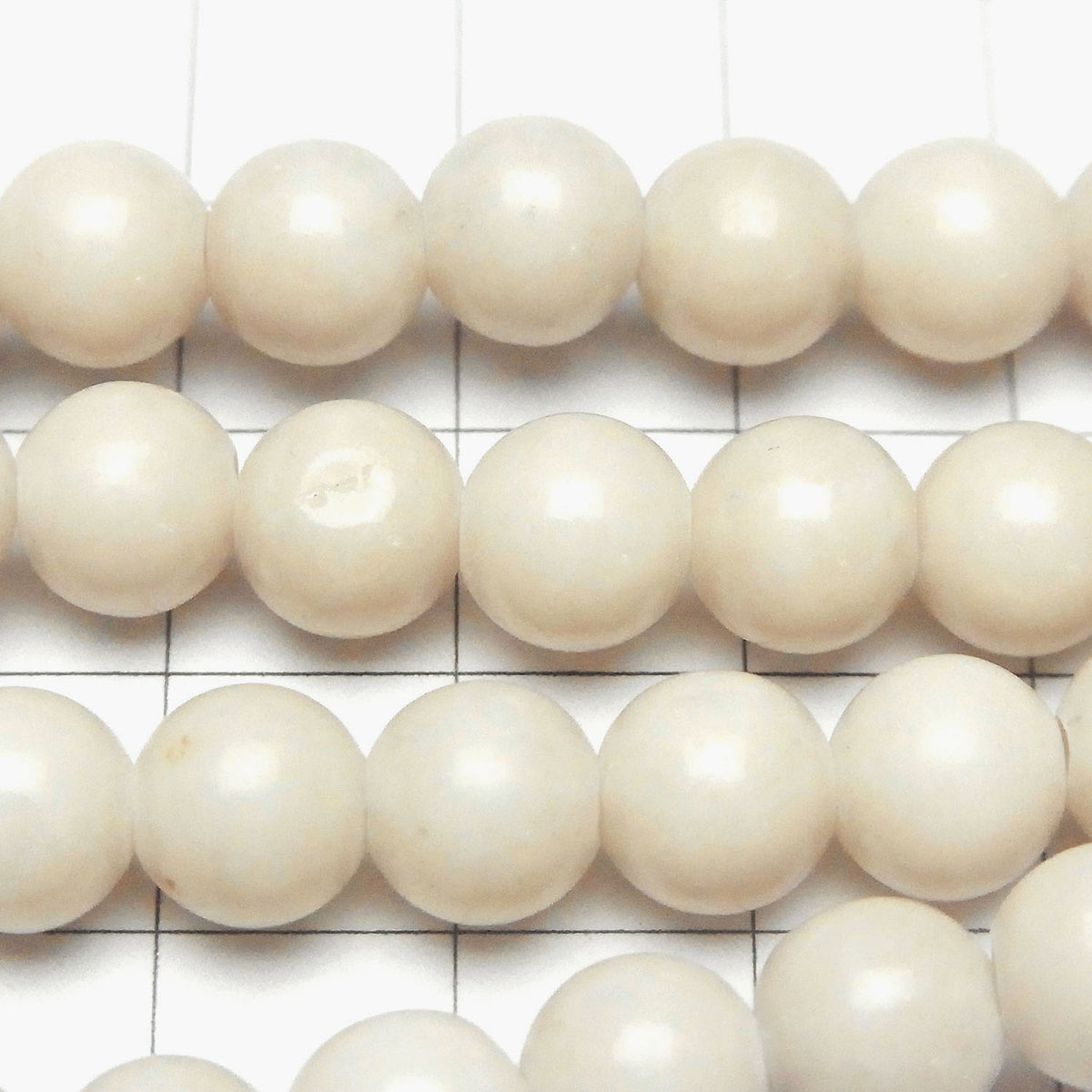 Riverstone Round 8mm [2mm hole] 1strand beads (aprx.15inch / 37cm)