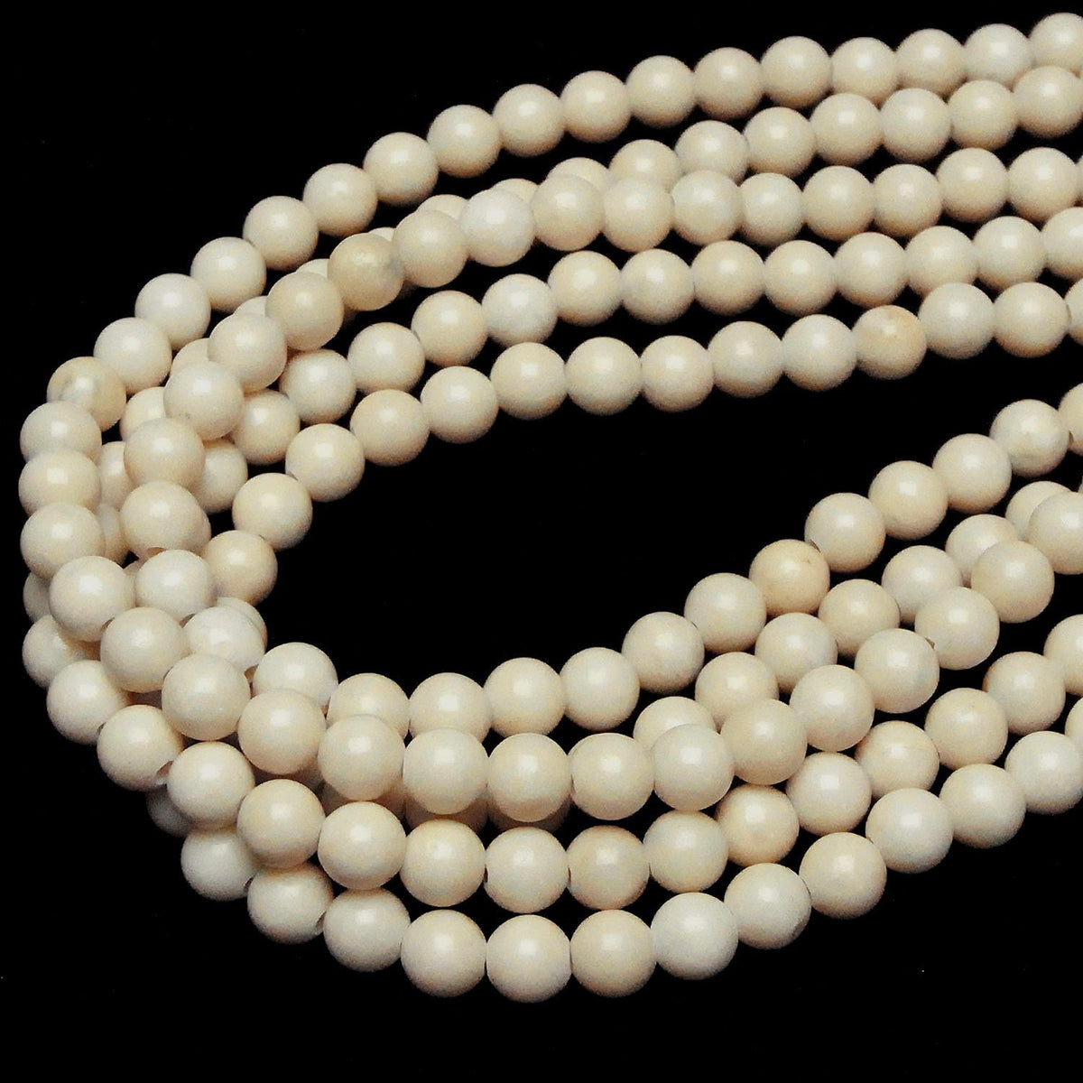 Riverstone Round 8mm [2mm hole] 1strand beads (aprx.15inch / 37cm)