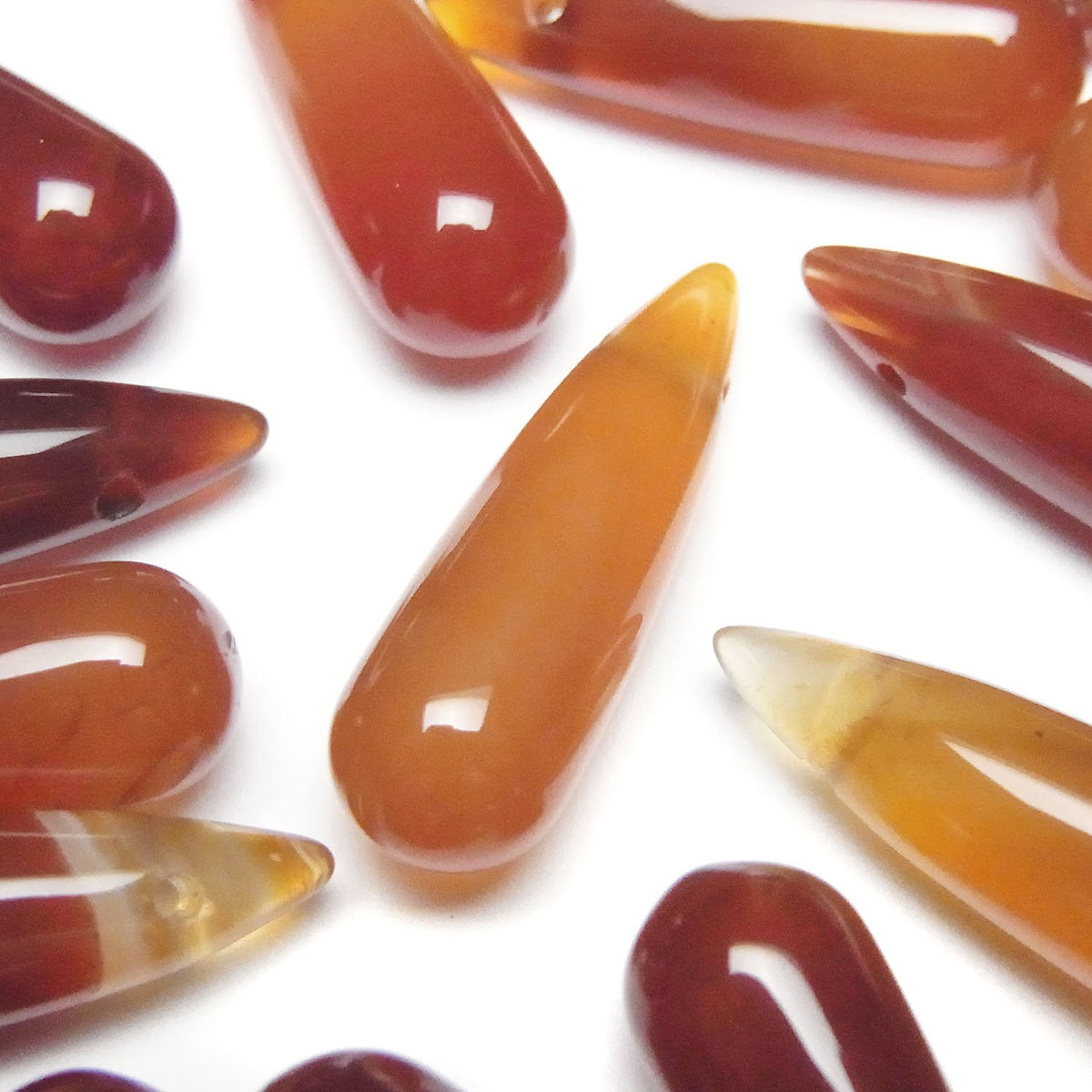 紅玉髓水滴（平滑）25x8mm 2顆