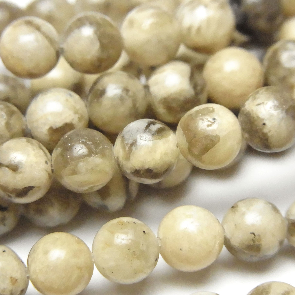Graphic Granite Round 6mm 1strand beads (aprx.15inch / 37cm)