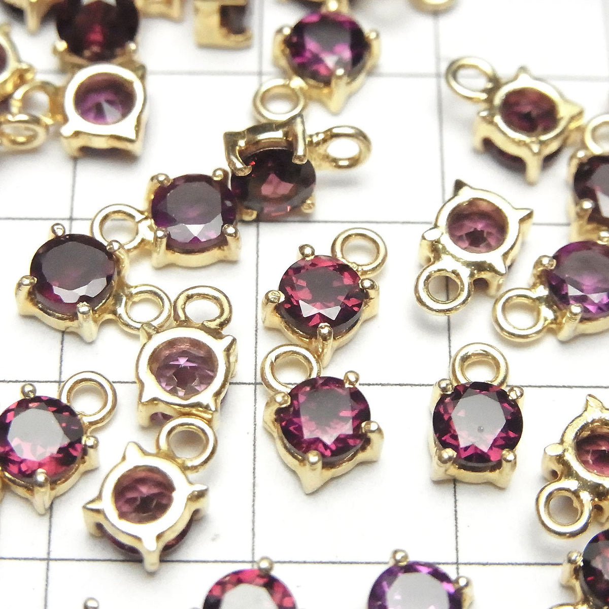 High Quality Rhodolite Garnet AAA Bezel Setting Round Faceted 5x5mm 18KGP 2pcs
