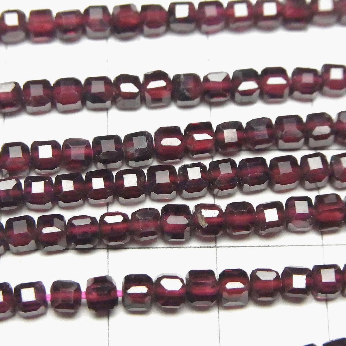 High Quality! Rhodolite Garnet AAA Cube Shape 3x3x3mm 1strand beads (aprx.15inch/37cm)
