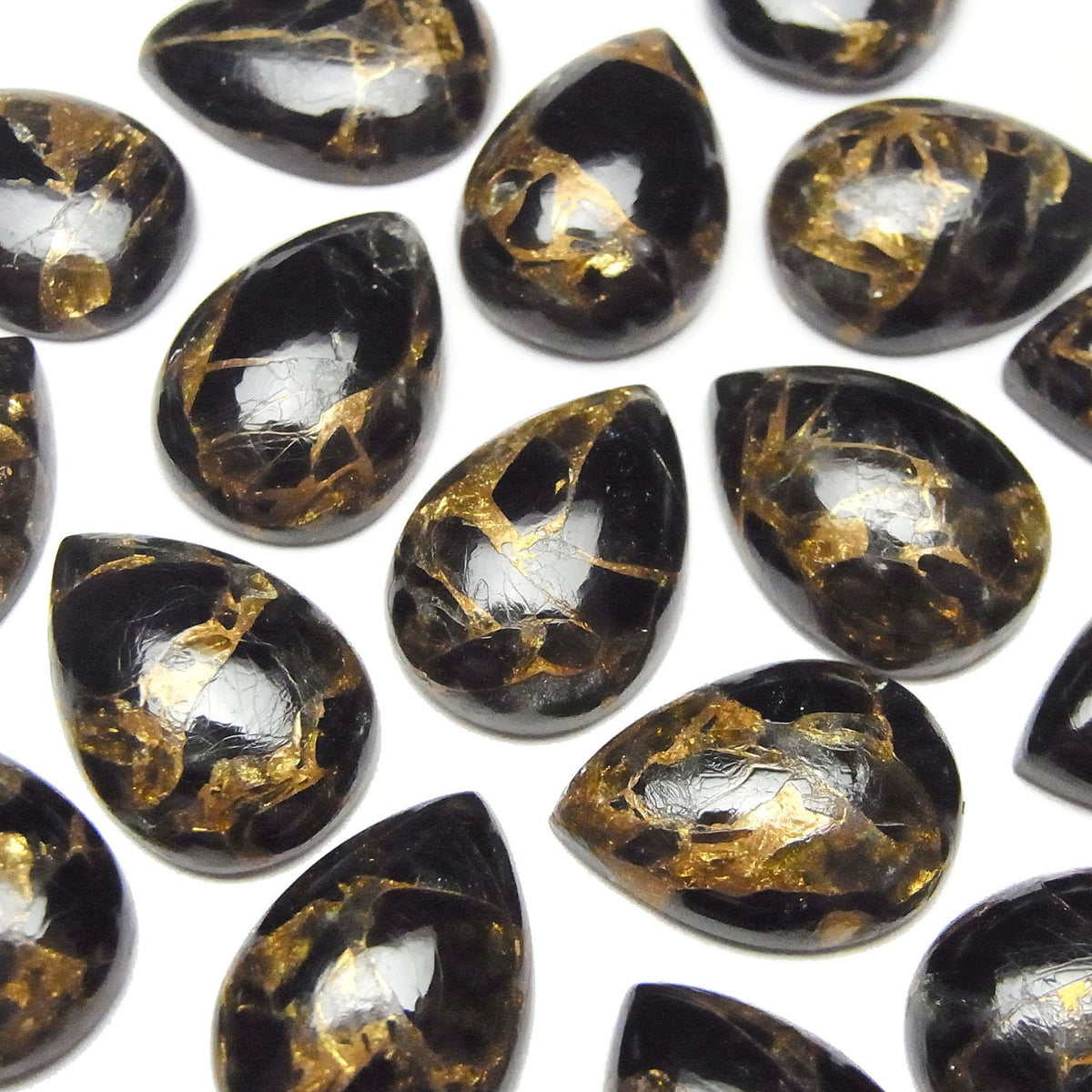 銅曜石 AAA 梨形素面切割 18x13mm 3顆 $14.99！