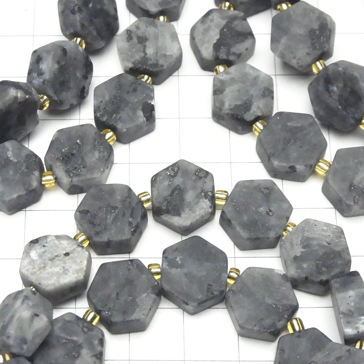 Bracelet en larvikite hexagonale 14x12mm