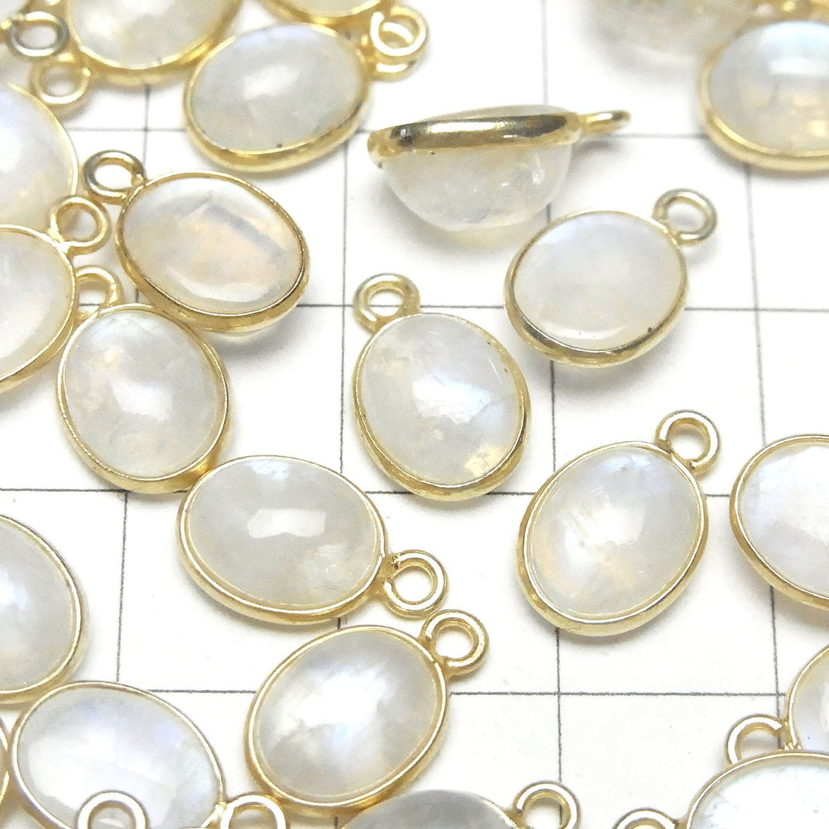 高品質彩虹月光石 AA++ 包鑲橢圓形 10x8mm 18KGP 4顆