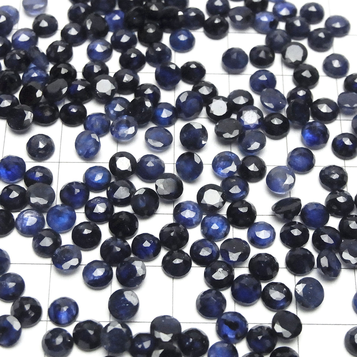Saphir Bleu de Haute Qualité AAA - Pierre non montée Facettée Ronde 5x5mm 3 pièces