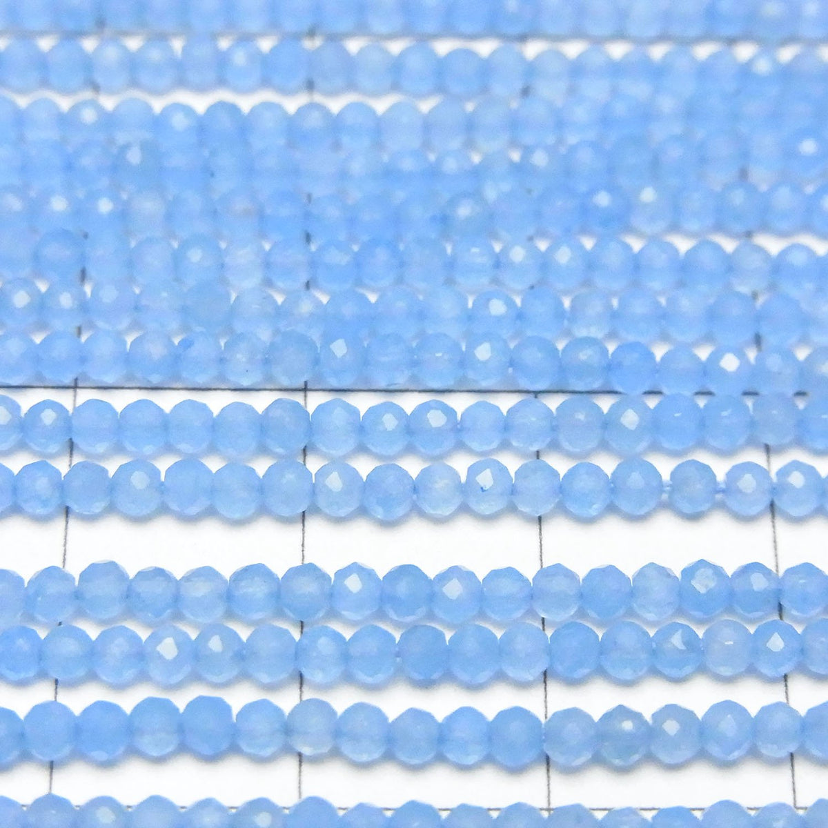 Haute qualité ! Perles rondes à facettes en Jade bleu 2mm 1 brin (env. 12inch/30cm)