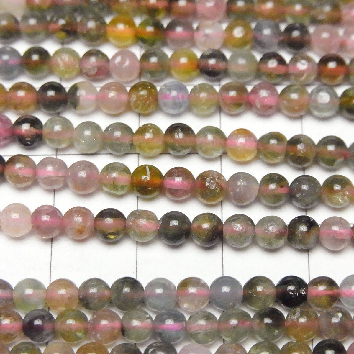Tourmaline multicolore AA ronde 4 mm, 1 fil (environ 37 cm/15 pouces)